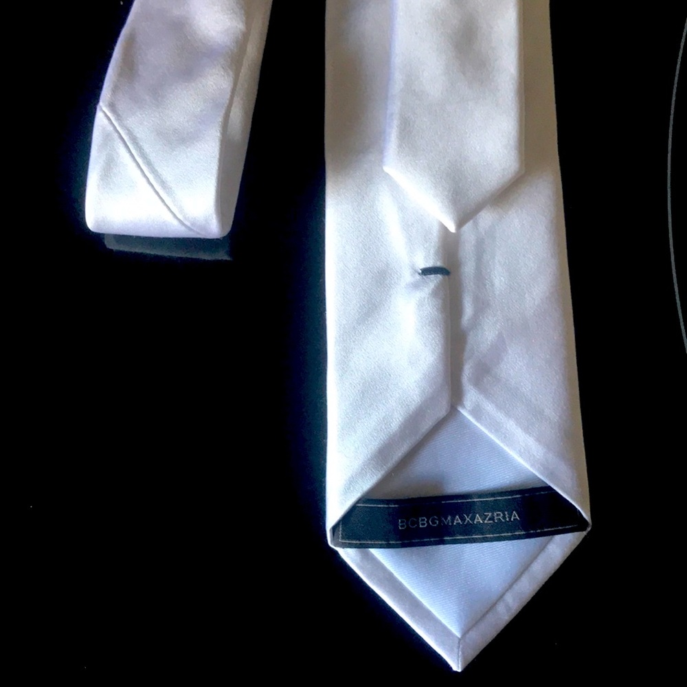 BCBG maxazria white tie